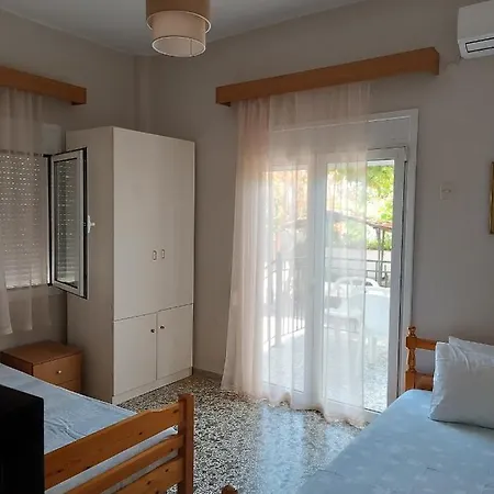 Niki Seaside Apartments Platamonas Exterior photo