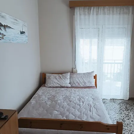 Niki Seaside Apartments Platamonas Exterior photo